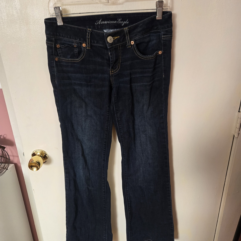 American Eagle Outfitters Women's Low Rise Flare Jeans